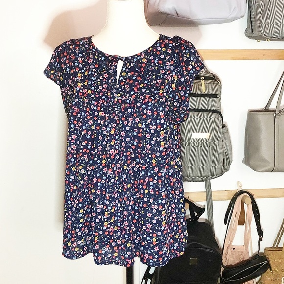 GAP Tops - Gap Floral Boho Flouncy Shirt Sz S